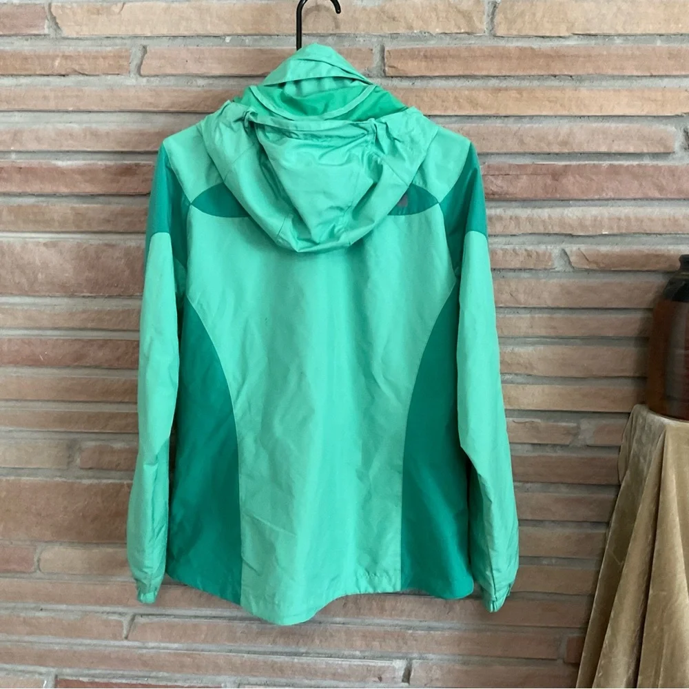 The North Face Women’s Green Hooded Rain Jacket Windbreaker Medium - Picture 4 of 8